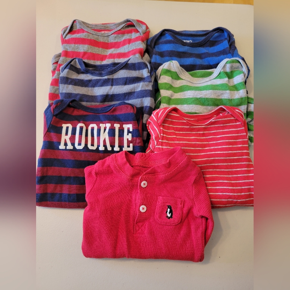 Carter's 6-month onesie bundle 7 Included